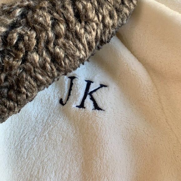 Pottery Barn Gray Ombre Faux Fur Robe Initials JK Custom White Plush M 2608 EUC - Picture 6 of 11